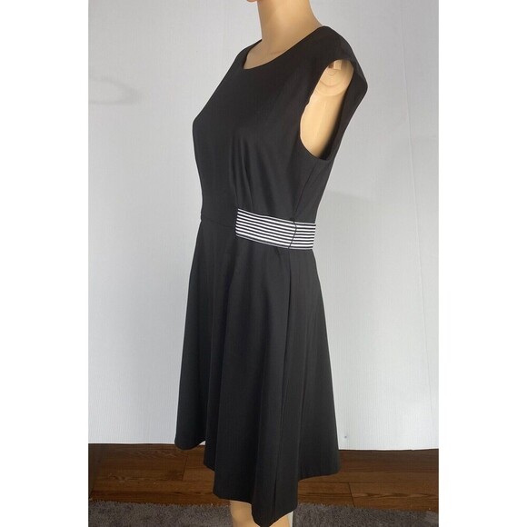 Annected Apparel Women's Black Mini Dress Sleeveless Zipper Size 10 Petite - Picture 5 of 13